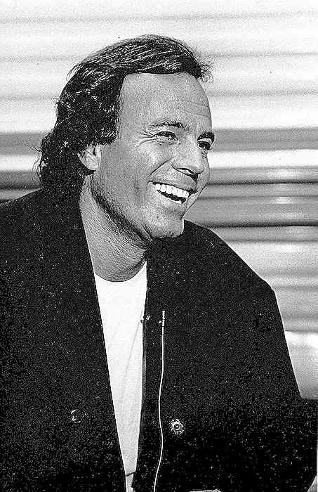 Les 41 meilleures phrases de Julio Iglesias