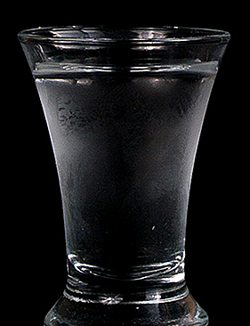 Caratteristiche e elaborazione della vodka nera