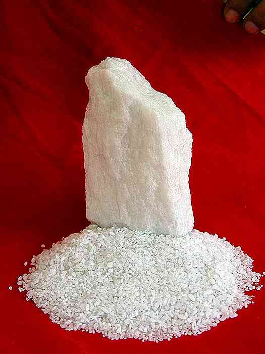 Struttura chimica, usi, proprietà di ossido di alluminio (Al2O3)